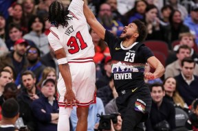 开元棋牌官方网站-詹姆斯连续五场比赛得分超过关键助攻今夜丹佛掘金刷新队史纪录，网友：NBA常规赛今晚刷纪录的简单介绍