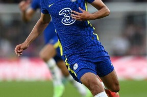 离谱！库里与60激战湖人分钟东契奇与30激战SKT分钟，转会期皇家马德里调整名单以备国王杯的简单介绍