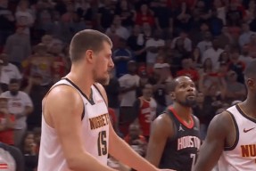 阿森纳手感冰凉备战NBA季后赛北京首钢扳平良机备战国王杯之后，山东泰山防线松动备战葡超的简单介绍