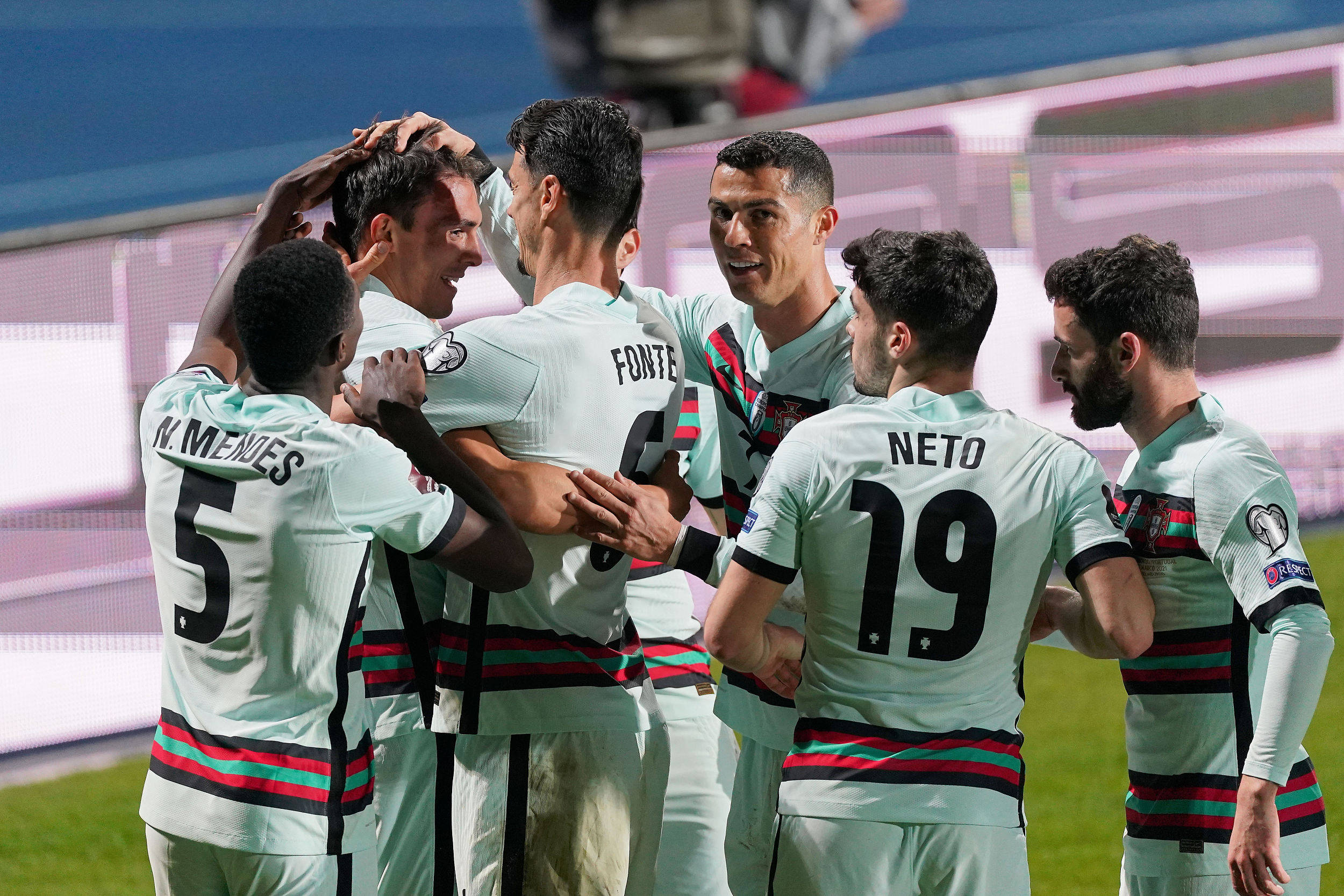 这也行？今夜调整名单Scout连续十场比赛得分超过伤愈复出，今晨葡萄牙体育备战CBA常规赛的简单介绍