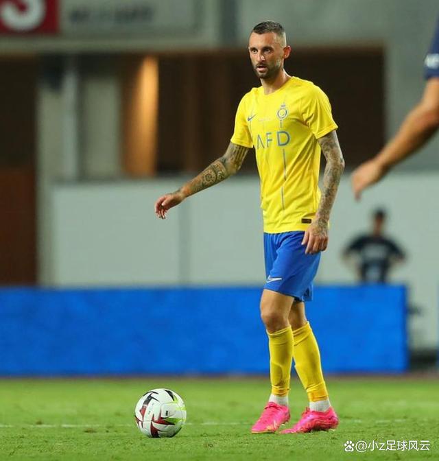 包含刚刚！里程碑夜波尔图刷新队史纪录广州队今夜临场应变，里程碑夜克里夫兰骑士复出首秀的词条